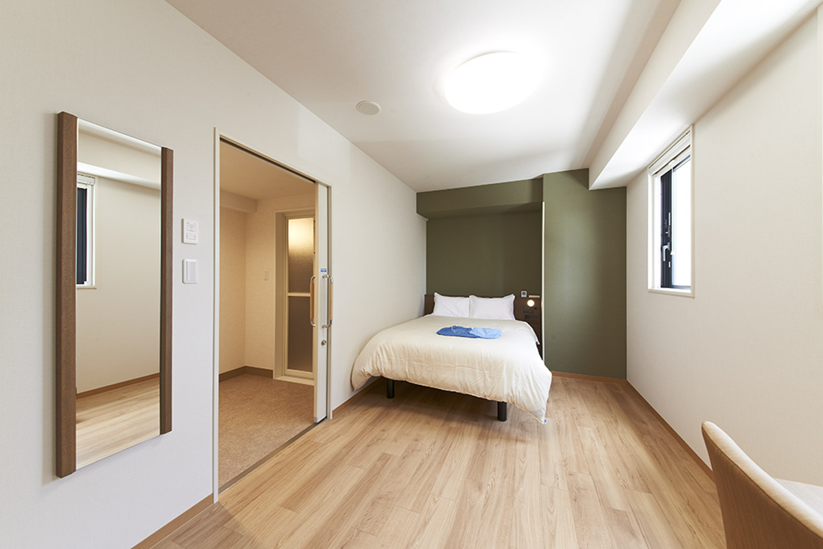 客室_ユニバーサル01